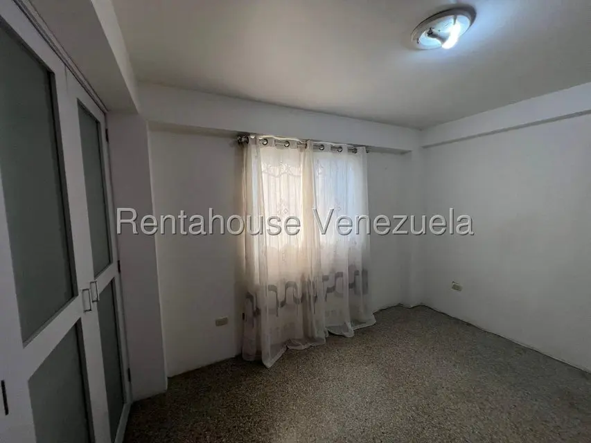 Apartamento (1 Nivel) en Alquiler en Metropolitano Javier, Lara - 19