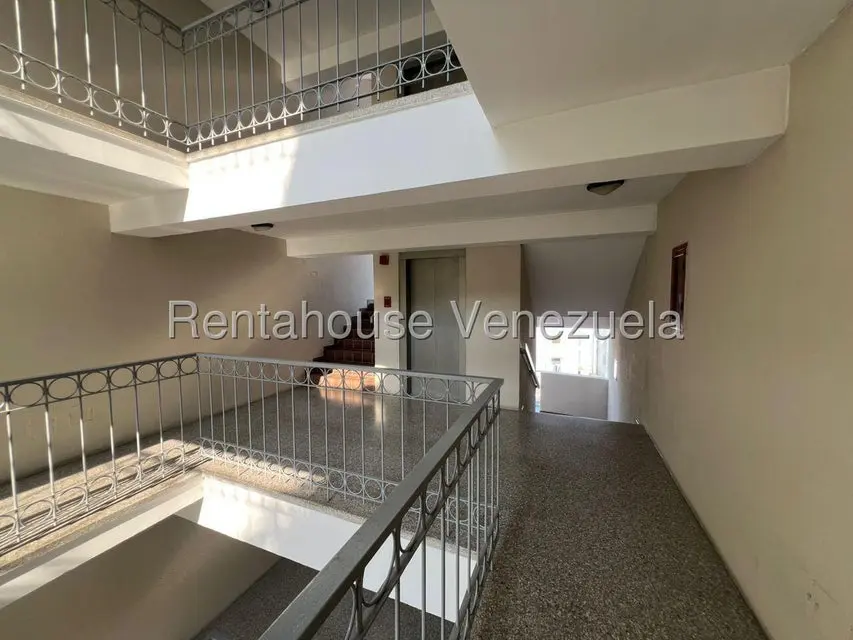 Apartamento (1 Nivel) en Alquiler en Metropolitano Javier, Lara - 33