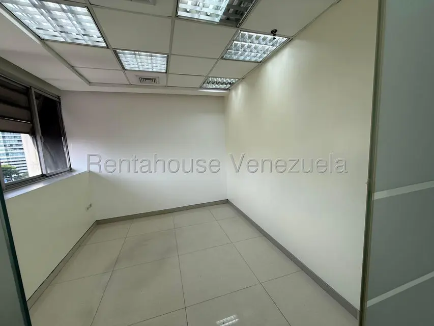 Comercial (Oficina) en Alquiler en Altamira, Distrito Metropolitano - 15