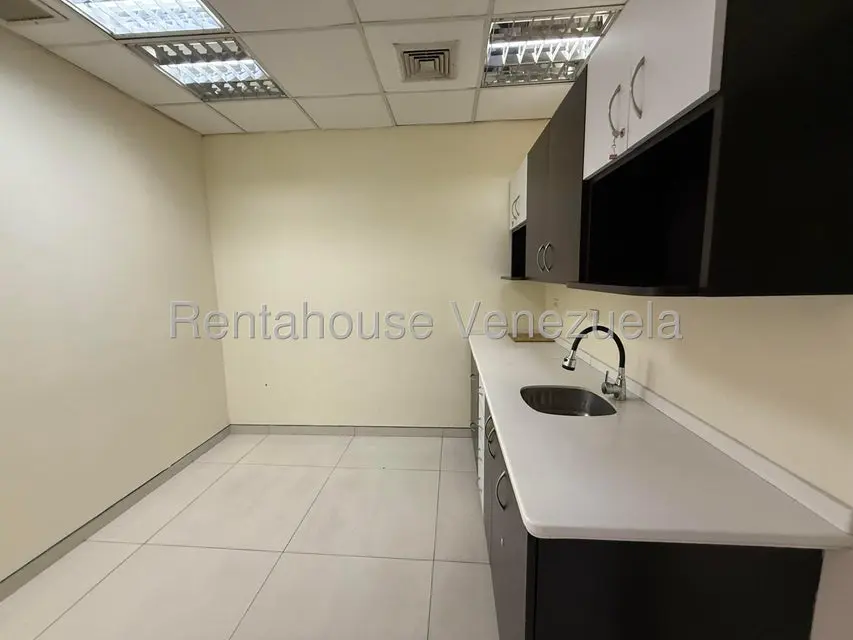 Comercial (Oficina) en Alquiler en Altamira, Distrito Metropolitano - 17