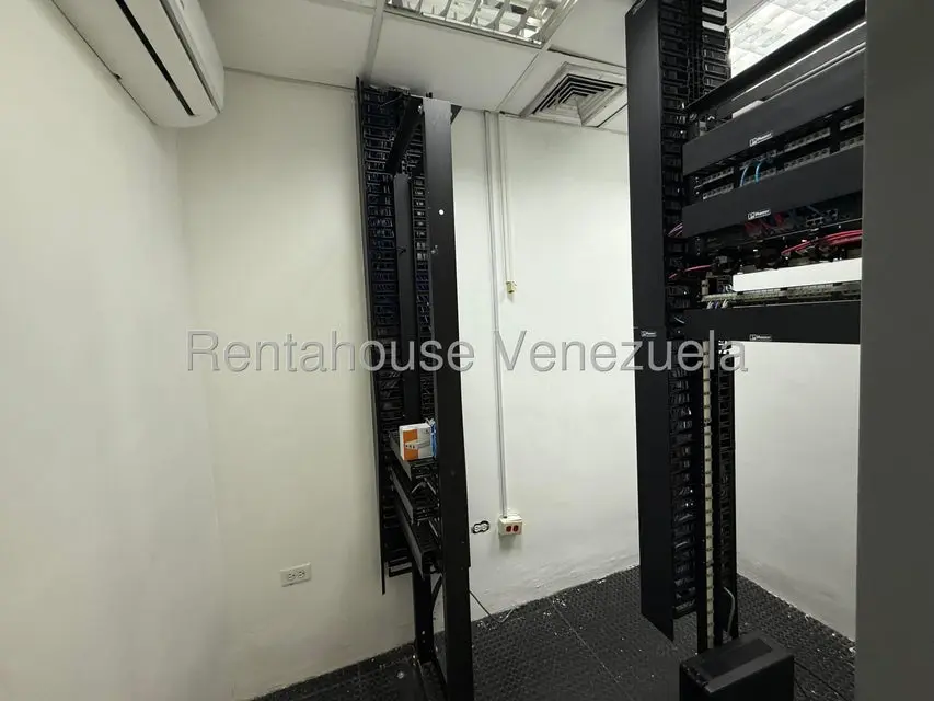 Comercial (Oficina) en Alquiler en Altamira, Distrito Metropolitano - 19