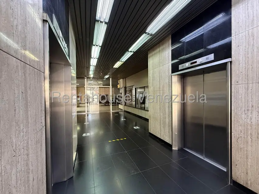 Comercial (Oficina) en Alquiler en Altamira, Distrito Metropolitano - 24