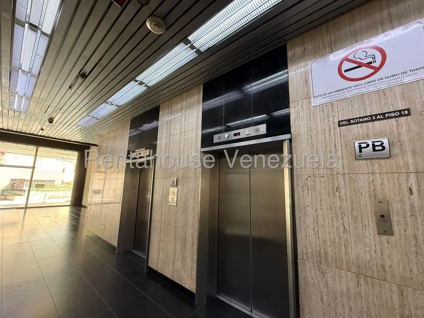 Comercial (Oficina) en Alquiler en Altamira, Distrito Metropolitano - 25
