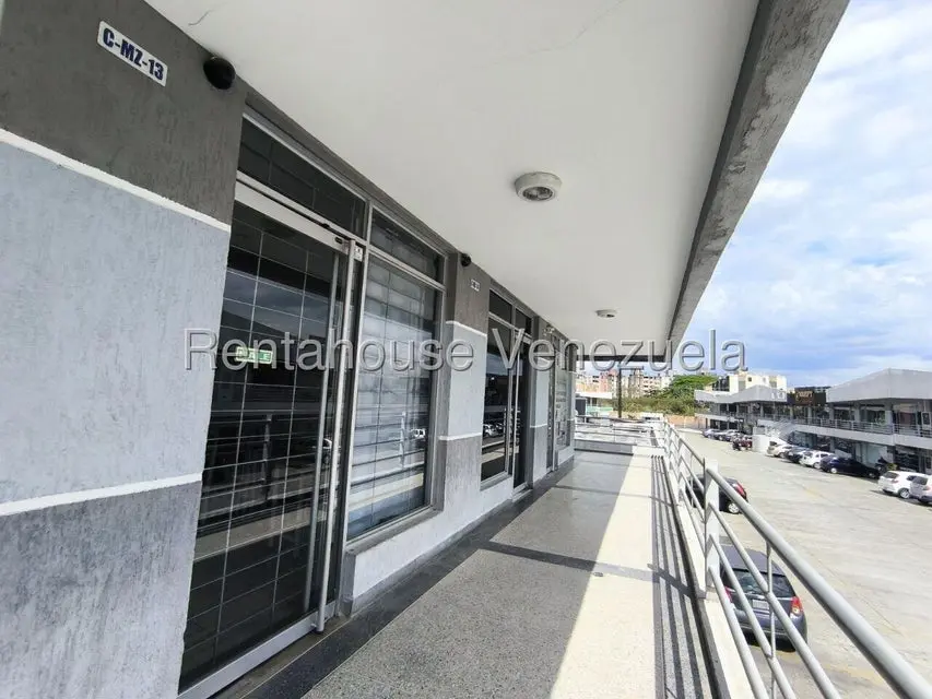 Comercial (Local Comercial) en Alquiler en Paraparal, Carabobo - 2