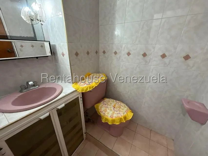 Apartamento (1 Nivel) en Alquiler en Las Trinitarias, Lara - 14