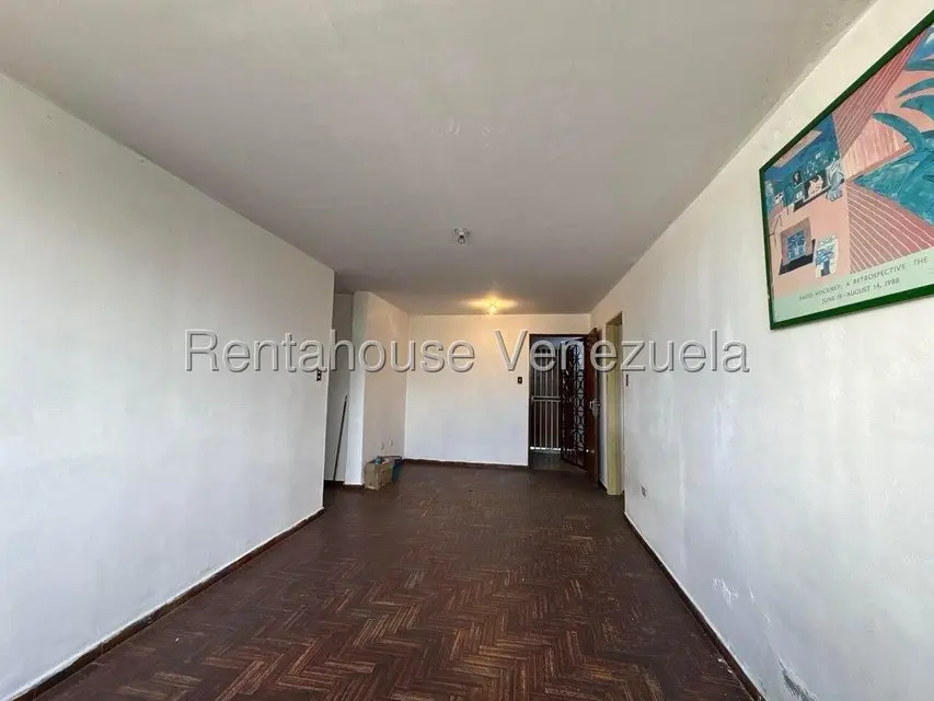 Apartamento (1 Nivel) en Alquiler en Las Trinitarias, Lara - 3
