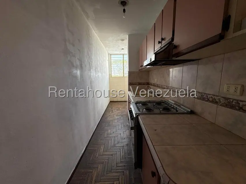 Apartamento (1 Nivel) en Alquiler en Las Trinitarias, Lara - 6