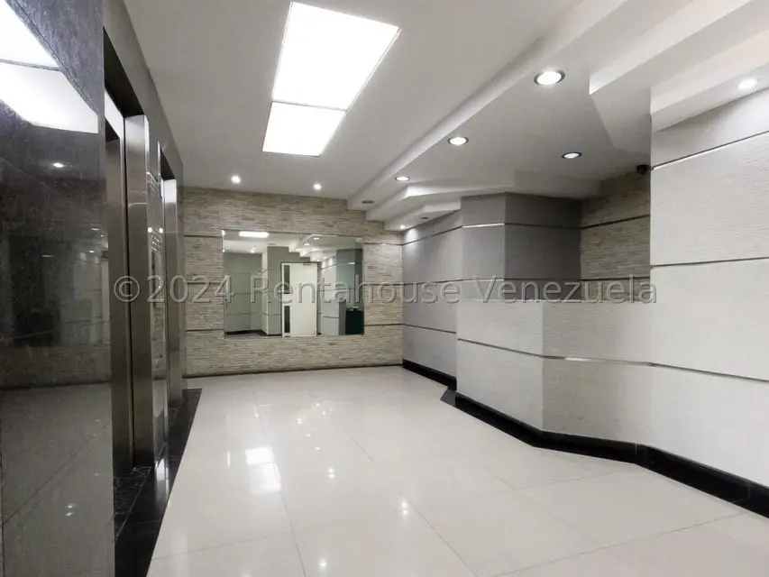 Comercial (Oficina) en Venta en Zona Este, Lara - 17