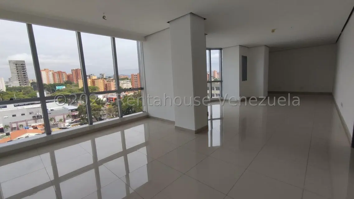 Comercial (Oficina) en Venta en Zona Este, Lara - 4