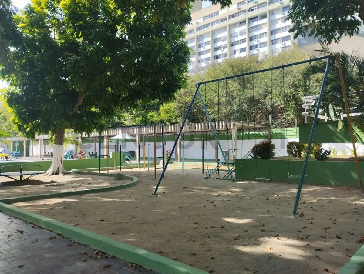 ¡Tu Paraíso con Vista al Mar en Parque Mar te Espera! - 17