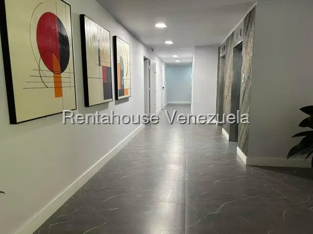 Apartamento (1 Nivel) en Alquiler en Los Naranjos del Cafetal, Distrito Metropolitano - 11