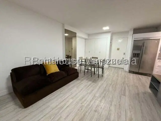 Apartamento (1 Nivel) en Alquiler en Los Naranjos del Cafetal, Distrito Metropolitano - 21