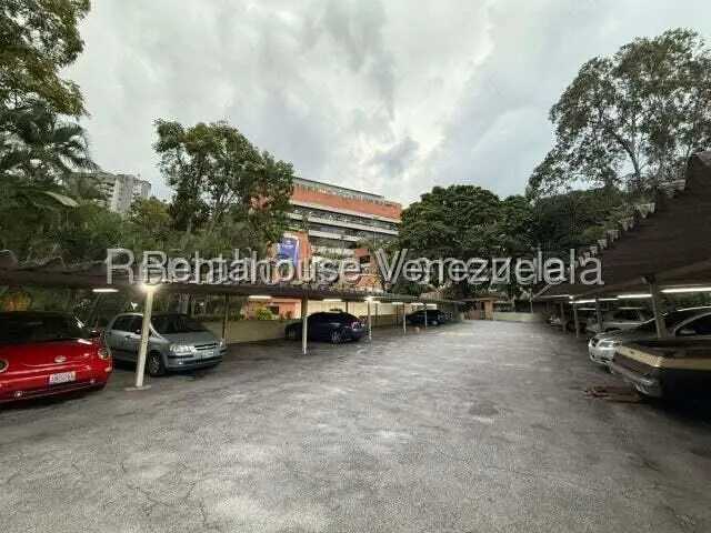 Apartamento (1 Nivel) en Alquiler en Los Naranjos del Cafetal, Distrito Metropolitano - 31