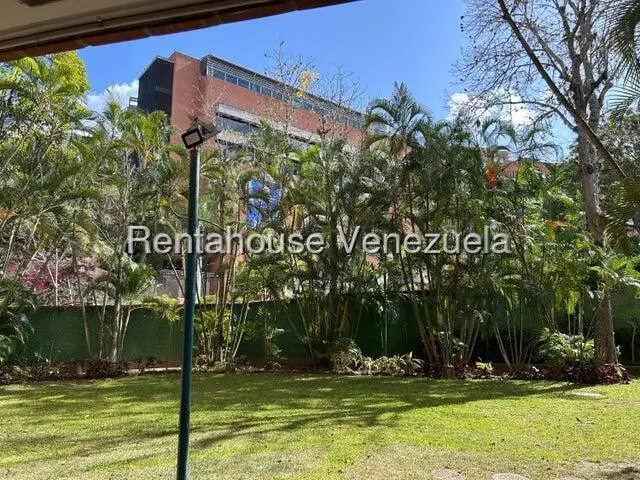 Apartamento (1 Nivel) en Alquiler en Los Naranjos del Cafetal, Distrito Metropolitano - 5