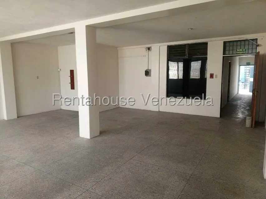 Comercial (Local Comercial) en Alquiler en Centro, Lara - 11