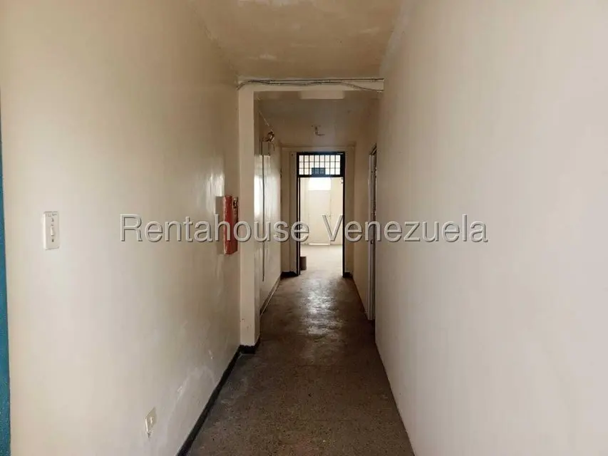 Comercial (Local Comercial) en Alquiler en Centro, Lara - 13