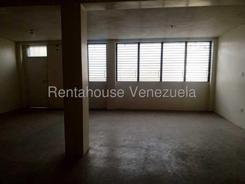 Comercial (Local Comercial) en Alquiler en Centro, Lara - 3