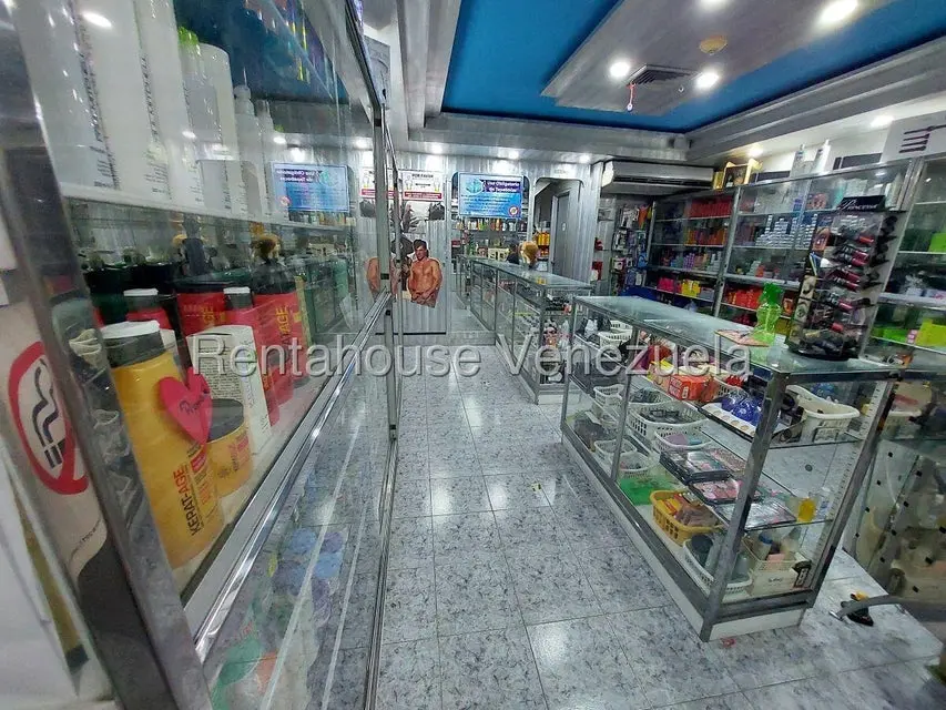 Comercial (Local Comercial) en Venta en Montalban II, Distrito Metropolitano - 2