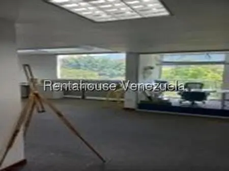 Comercial (Local Comercial) en Alquiler en Las Mercedes, Distrito Metropolitano - 3