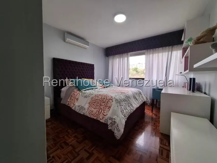 Apartamento (Duplex) en Alquiler en Colinas de Valle Arriba, Distrito Metropolitano - 20