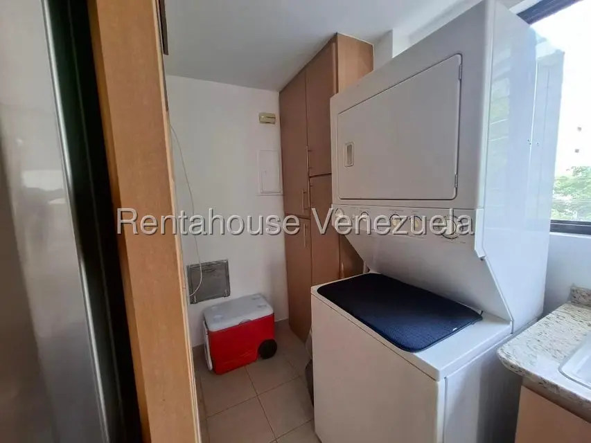 Apartamento (Duplex) en Alquiler en Colinas de Valle Arriba, Distrito Metropolitano - 39