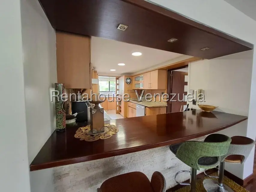Apartamento (Duplex) en Alquiler en Colinas de Valle Arriba, Distrito Metropolitano - 9