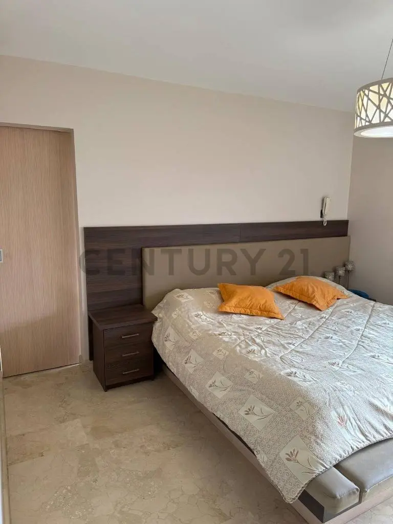 Oportunidad en Residencias Carolina. Ubicacion Estrategica. - 4