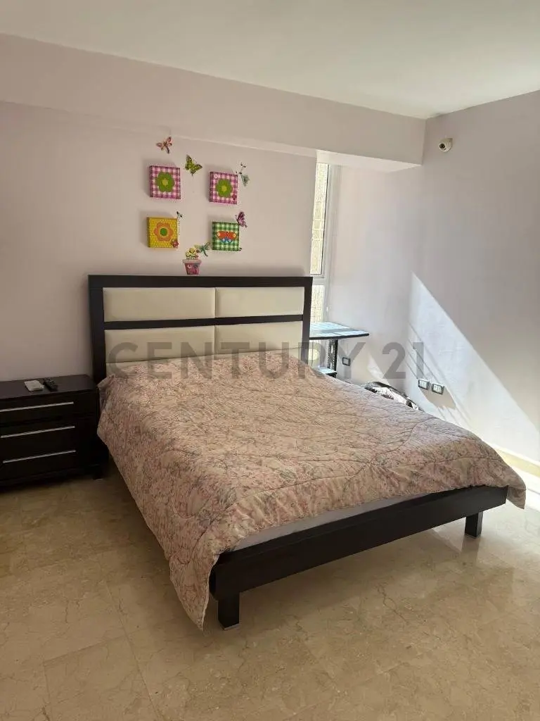 Oportunidad en Residencias Carolina. Ubicacion Estrategica. - 5