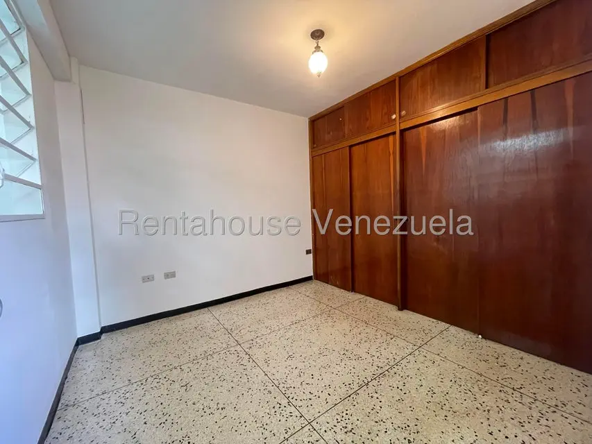 Anexo (Multiples Niveles) en Alquiler en Los Chorros, Distrito Metropolitano - 11