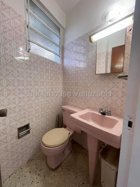 Anexo (Multiples Niveles) en Alquiler en Los Chorros, Distrito Metropolitano - 14