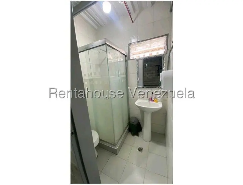 Comercial (Galpon - Deposito) en Alquiler en Sabana Grande, Distrito Metropolitano - 15