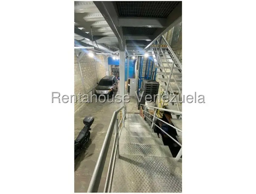 Comercial (Galpon - Deposito) en Alquiler en Sabana Grande, Distrito Metropolitano - 4