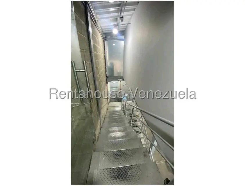 Comercial (Galpon - Deposito) en Alquiler en Sabana Grande, Distrito Metropolitano - 8