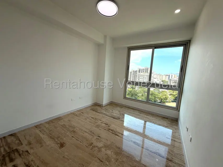 Apartamento (1 Nivel) en Venta en Campo Alegre, Distrito Metropolitano - 23