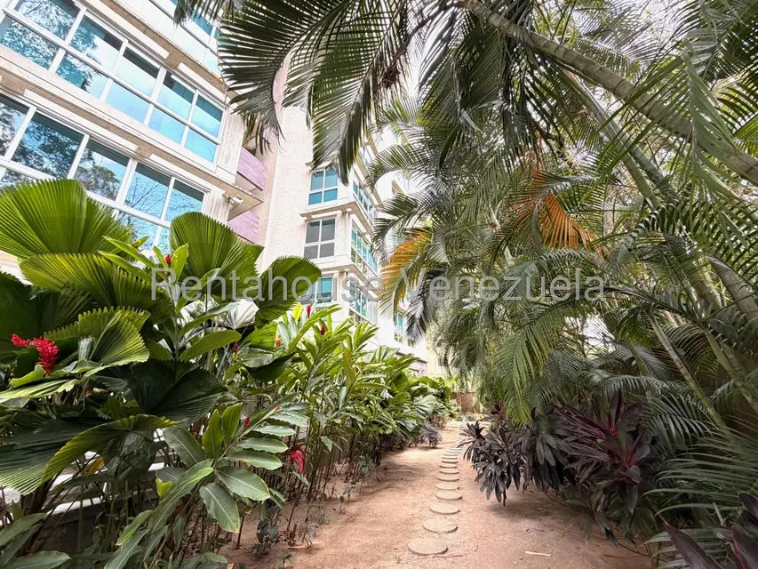 Apartamento (1 Nivel) en Venta en Campo Alegre, Distrito Metropolitano - 28