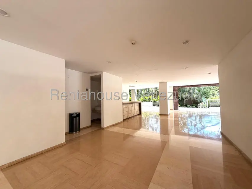 Apartamento (1 Nivel) en Venta en Campo Alegre, Distrito Metropolitano - 38