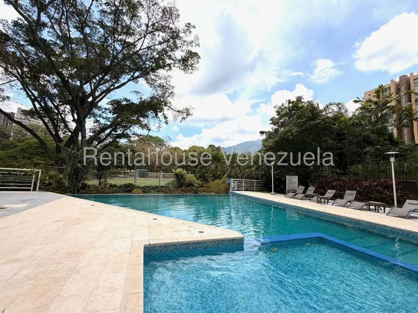 Apartamento (1 Nivel) en Venta en Campo Alegre, Distrito Metropolitano - 40