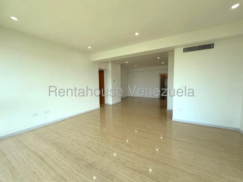 Apartamento (1 Nivel) en Venta en Campo Alegre, Distrito Metropolitano - 6