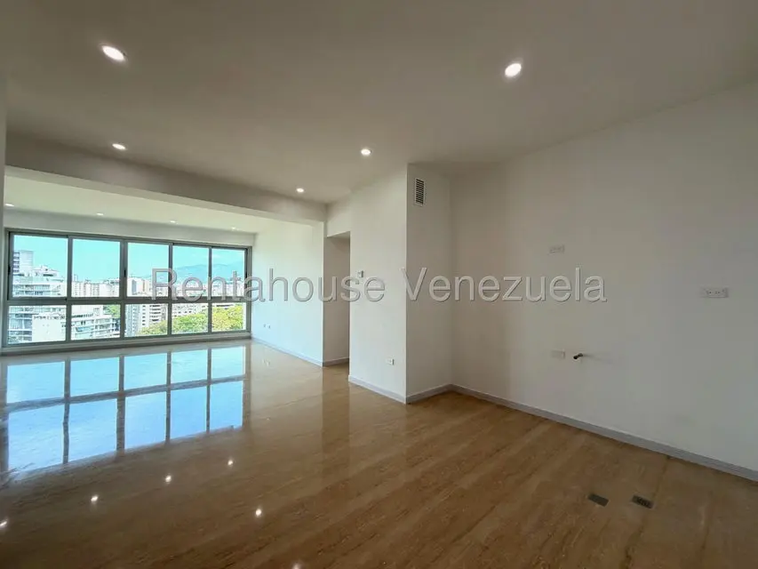 Apartamento (1 Nivel) en Venta en Campo Alegre, Distrito Metropolitano - 7