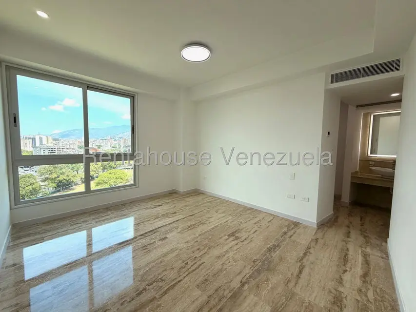 Apartamento (1 Nivel) en Venta en Campo Alegre, Distrito Metropolitano - 10