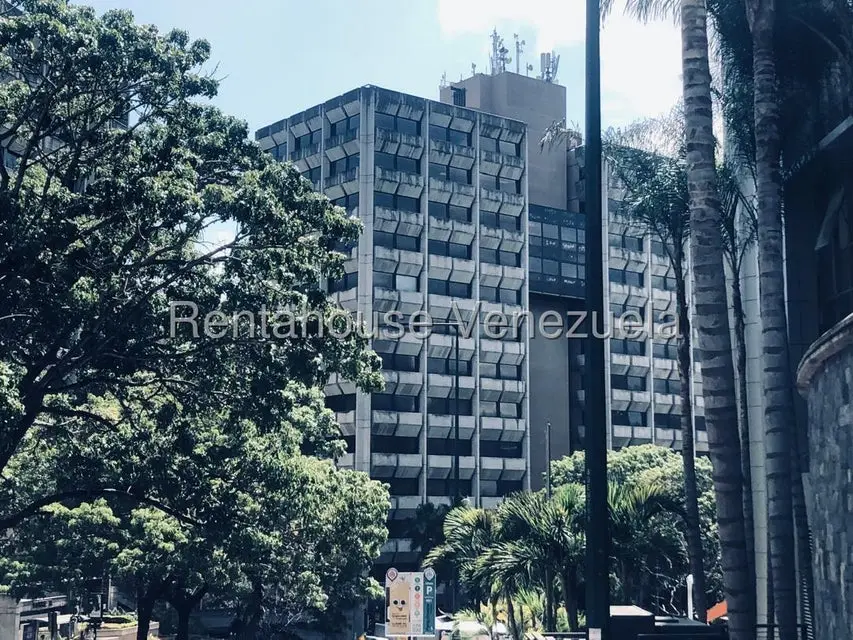 Comercial (Oficina) en Alquiler en Santa Paula, Distrito Metropolitano - 11