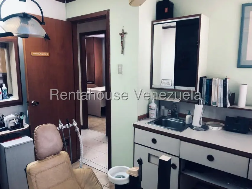 Comercial (Oficina) en Alquiler en Santa Paula, Distrito Metropolitano - 7
