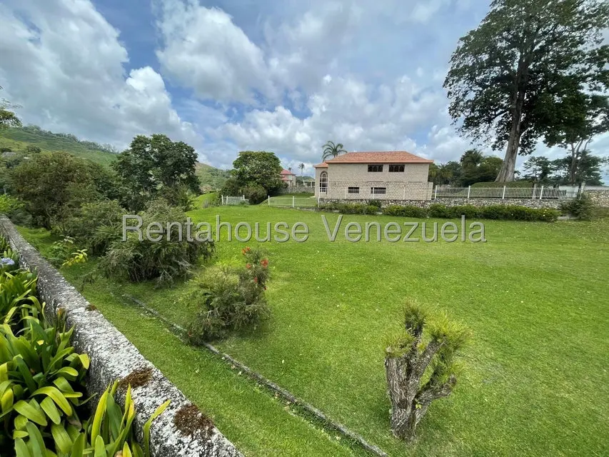 Casa (Duplex) en Venta en Avenida Principal Cecilio Acosta, Miranda - 19