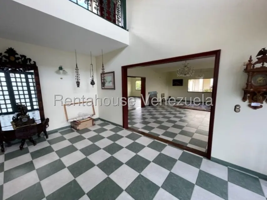 Casa (Duplex) en Venta en Avenida Principal Cecilio Acosta, Miranda - 10