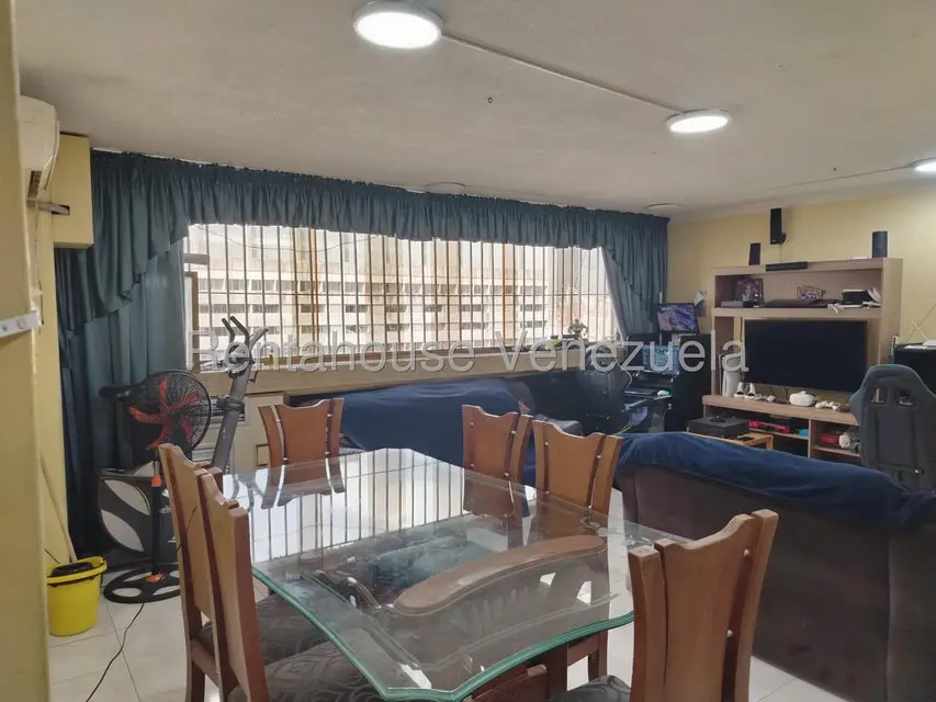 Apartamento (Duplex) en Venta en Parque Central, Distrito Metropolitano - 12