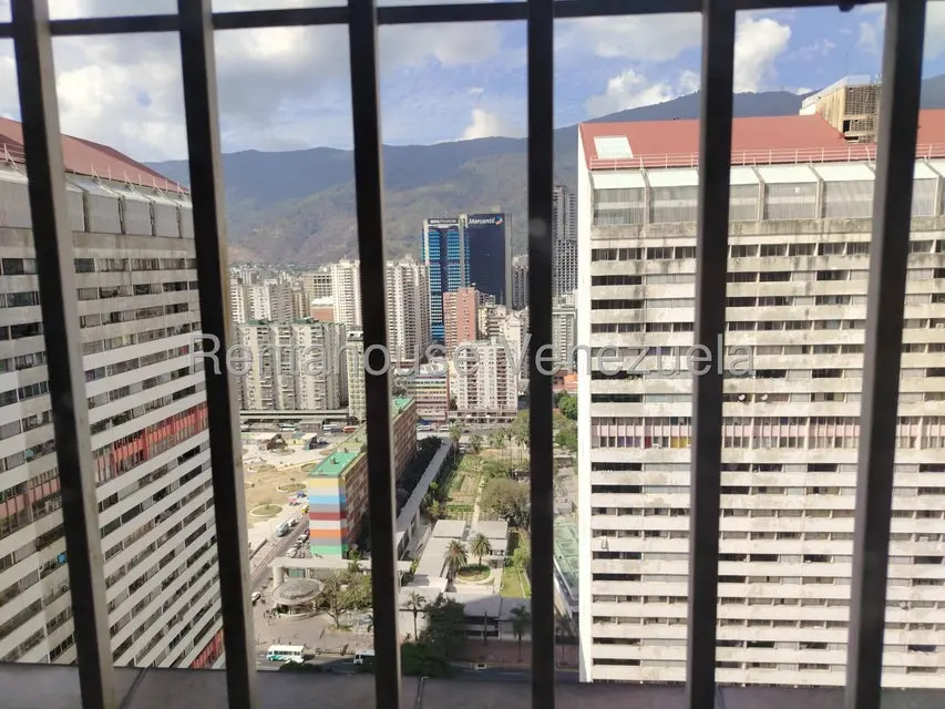 Apartamento (Duplex) en Venta en Parque Central, Distrito Metropolitano - 14