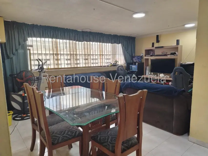 Apartamento (Duplex) en Venta en Parque Central, Distrito Metropolitano - 10
