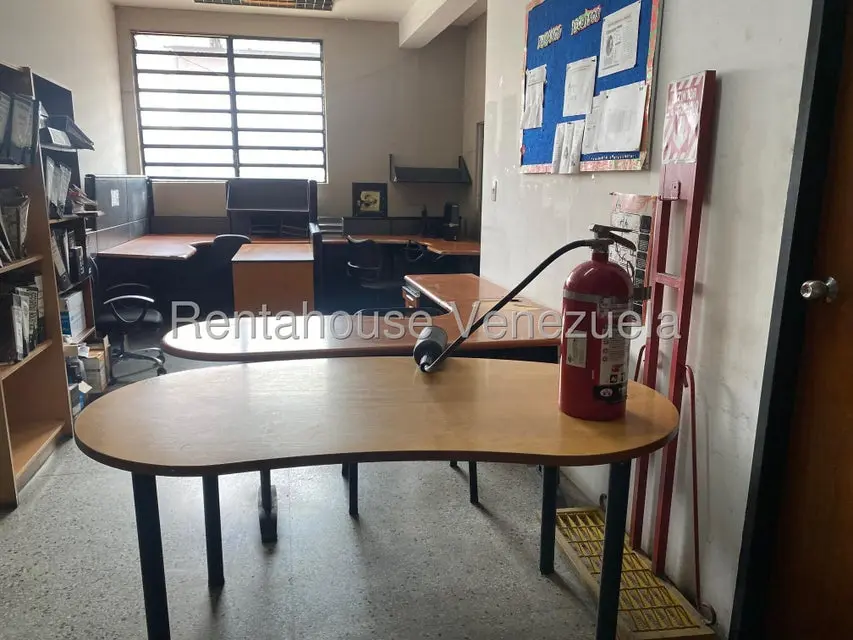Comercial (Galpon - Deposito) en Alquiler en Zona Industrial, Carabobo - 12