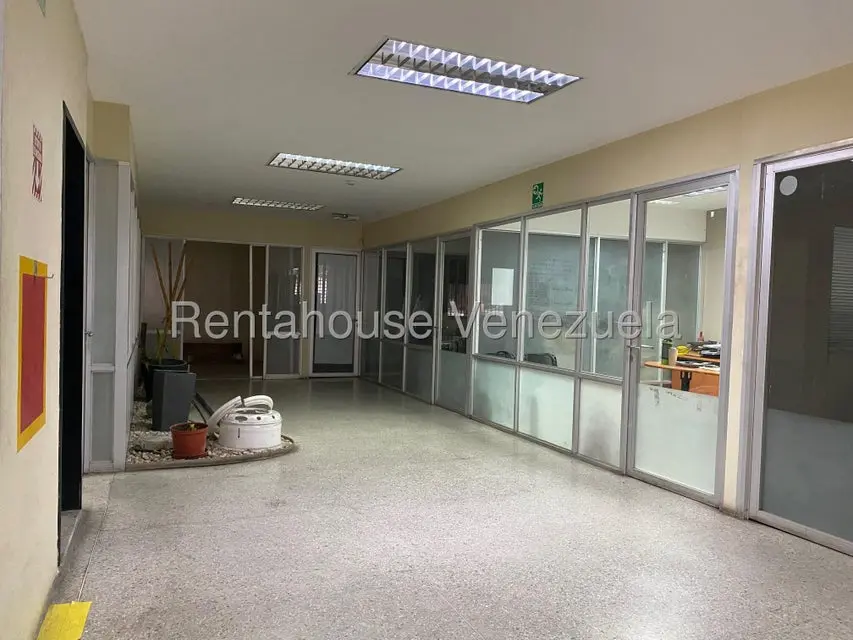 Comercial (Galpon - Deposito) en Alquiler en Zona Industrial, Carabobo - 23