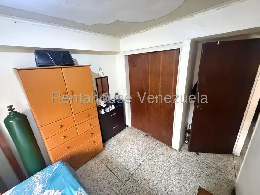 Apartamento (1 Nivel) en Venta en Parroquia Altagracia, Distrito Metropolitano - 17